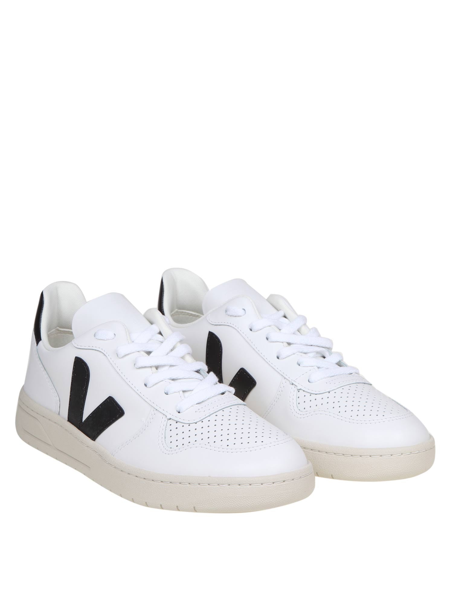 VEJA SNEAKERS V-10 IN PELLE COLORE BIANCO E NERO