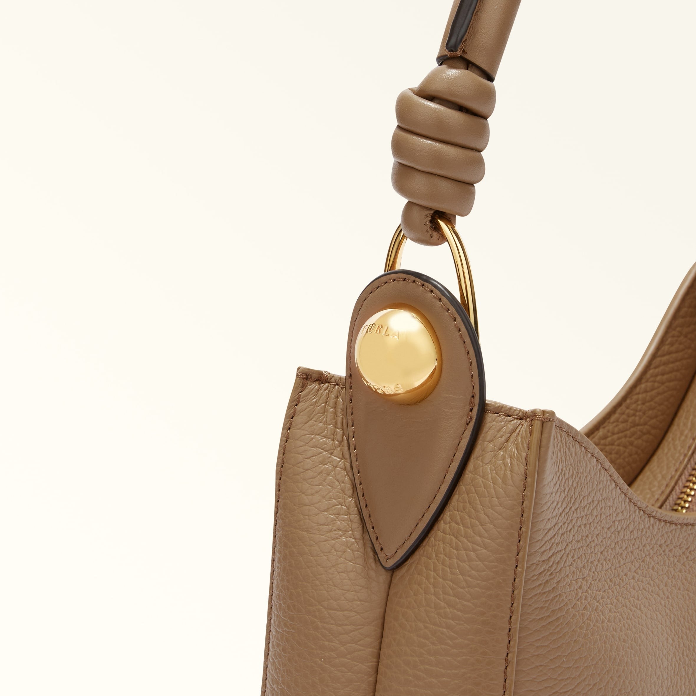 FURLA BORSA A SPALLA SFERA S IN PELLE COLORE DESERTO