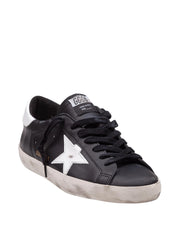 GOLDEN GOOSE SNEAKERS SUPER STAR IN PELLE COLORE NERO E BIANCO