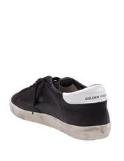 GOLDEN GOOSE SNEAKERS SUPER STAR IN PELLE COLORE NERO E BIANCO