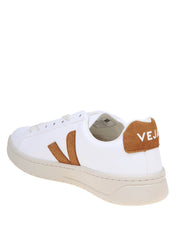 VEJA URCA SNEAKERS IN WHITE COATED COTTON