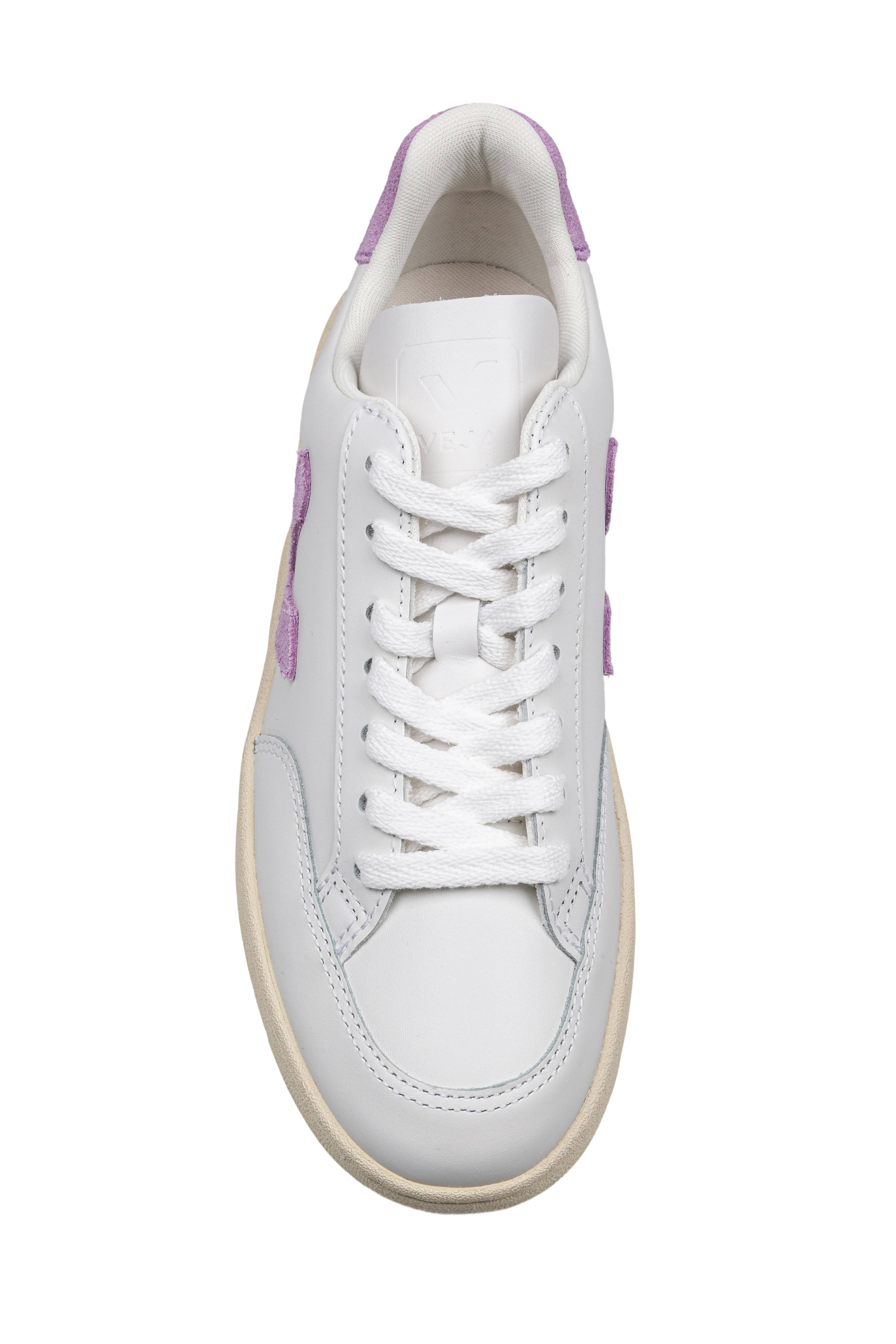 VEJA SNEAKERS V-12 IN PELLE COLORE BIANCO E ORCHIDEA