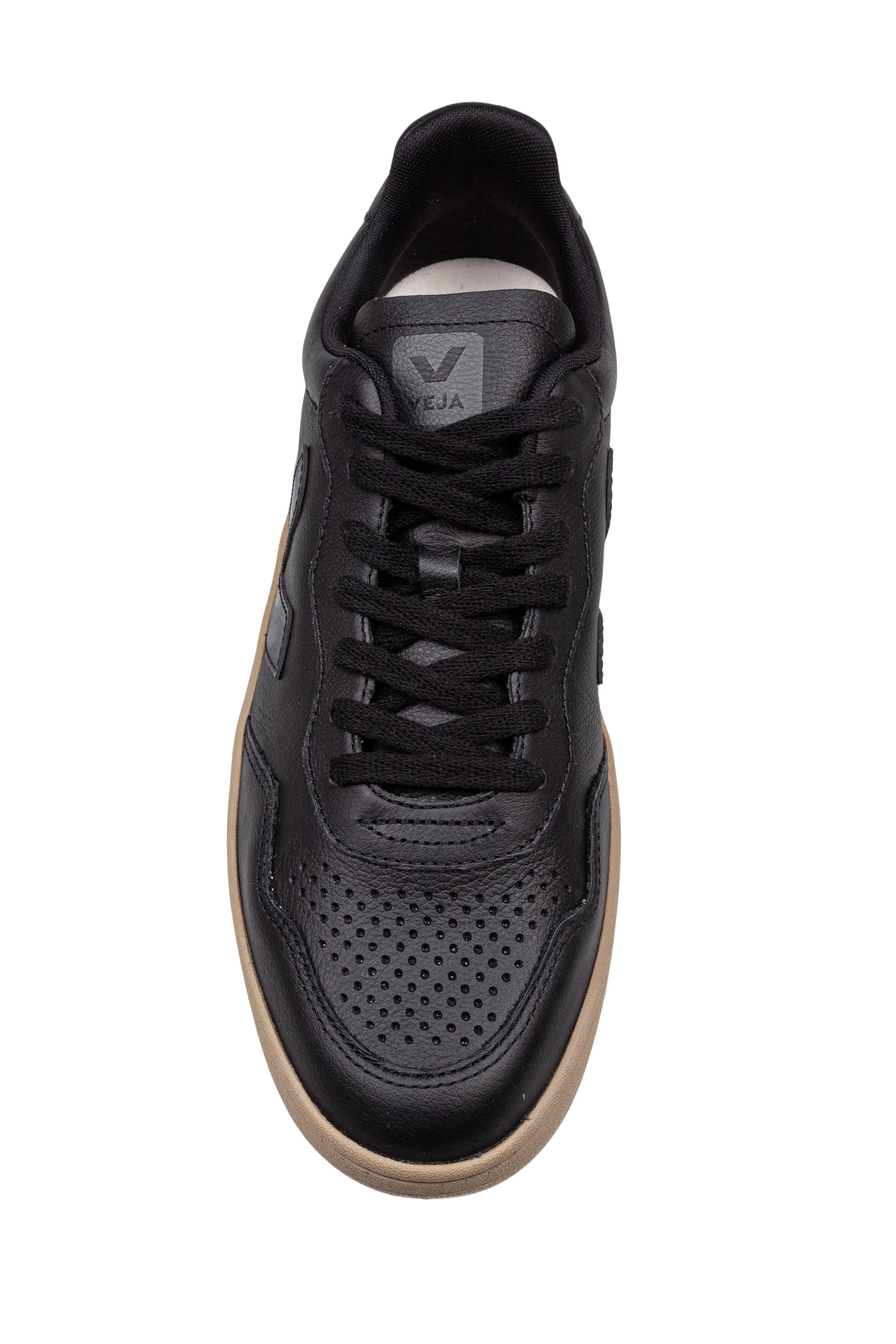 VEJA SNEAKERS V-90 IN PELLE COLORE NERO
