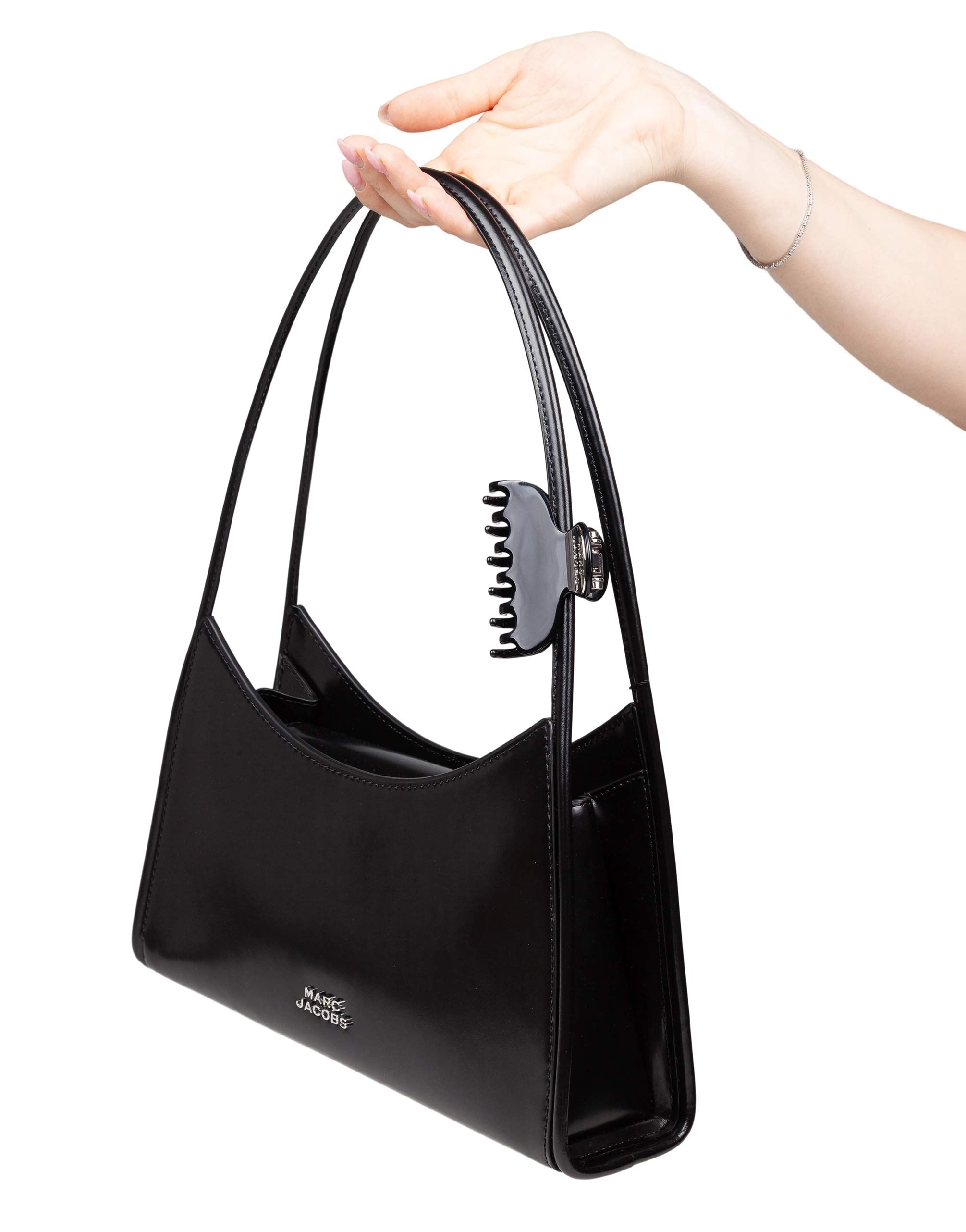 MARC JACOBS THE CLAW CLIP SHOULDER BAG IN BRUSHED LEATHER COLOR BLACK