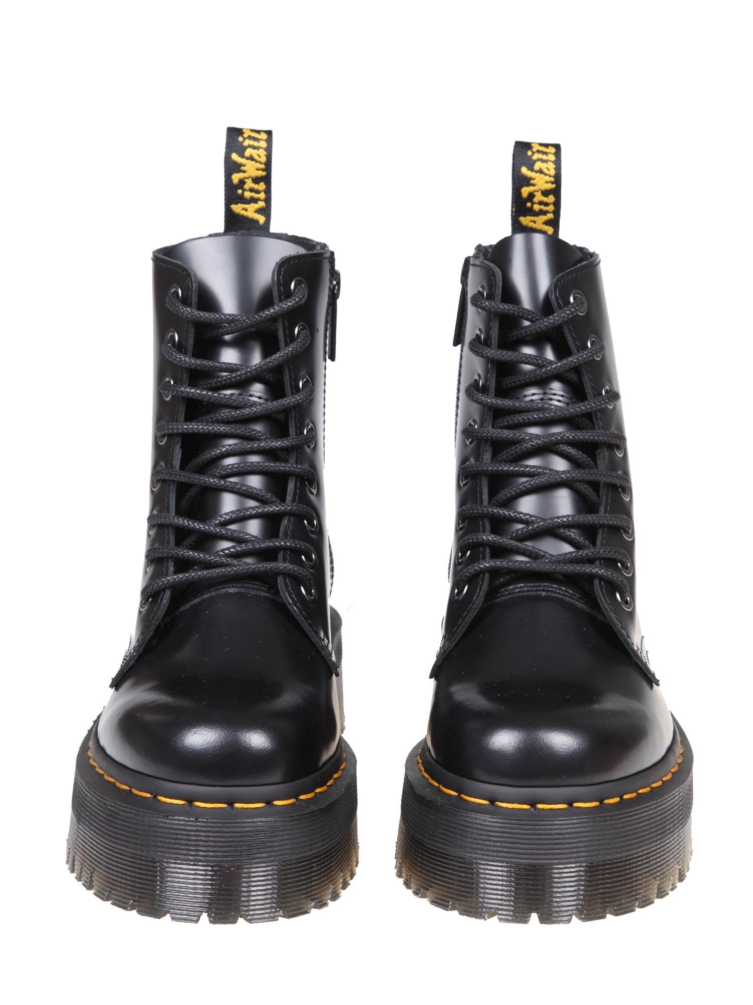 DR.MARTENS ANFIBIO JADON IN PELLE COLORE NERO