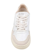 AUTRY MEDALIST LOW LEATHER AND SUEDE SNEAKERS IN WHITE AND GOLD