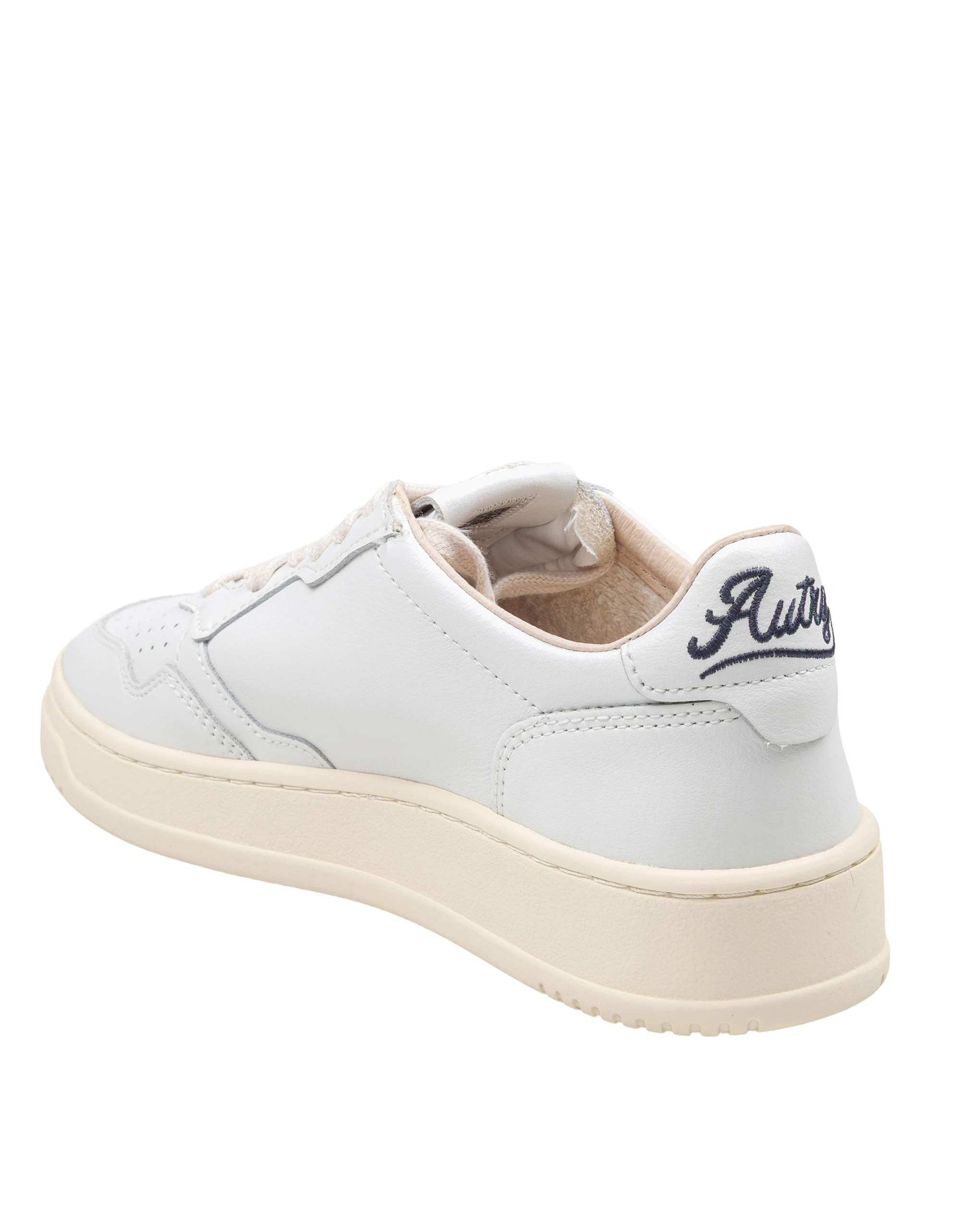 AUTRY MEDALIST LOW LEATHER SNEAKERS, WHITE