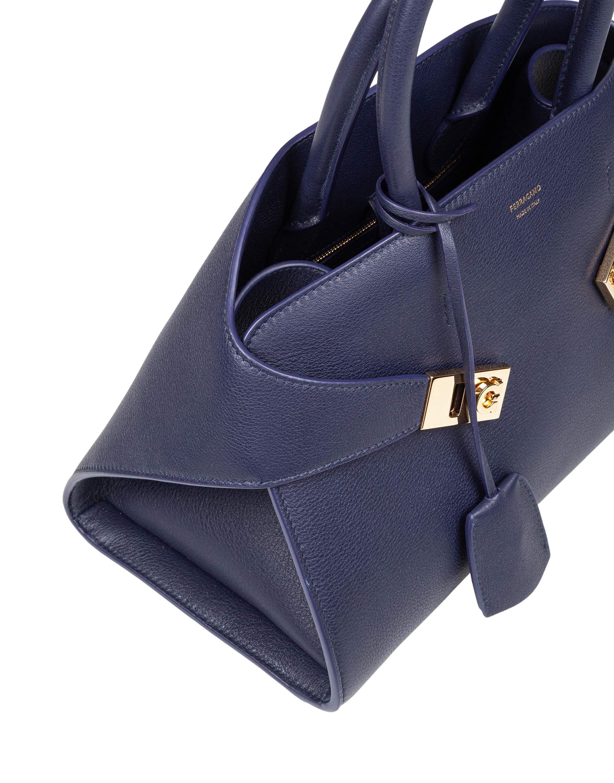 FERRAGAMO HUG TH M HANDBAG IN BLUE LEATHER