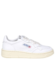 AUTRY LOW MEDALIST SNEAKERS IN WHITE LEATHER WITH SIDE LOGO