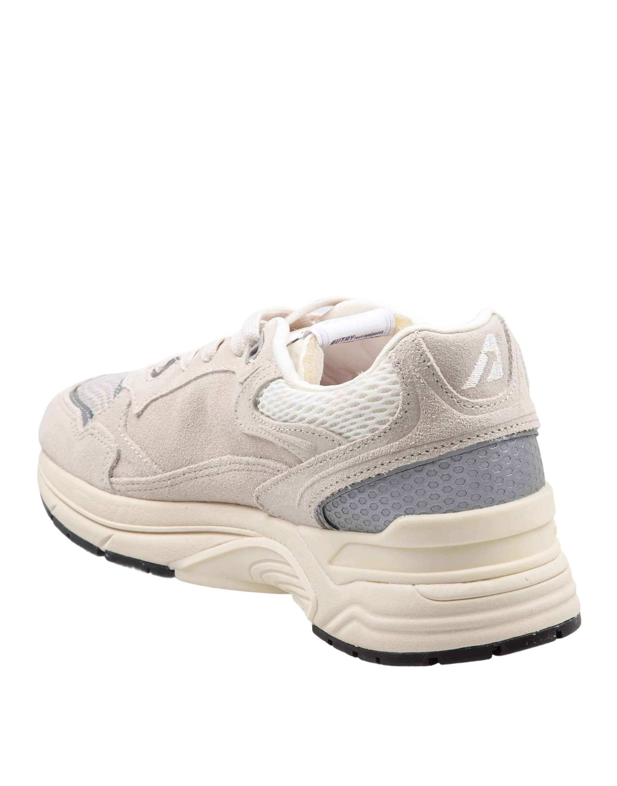 AUTRY SNEAKERS HYPERWAY IN SUEDE COLORE SABBIA E SILVER