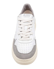AUTRY MEDALIST LOW LEATHER AND SUEDE SNEAKERS, WHITE AND GRAY