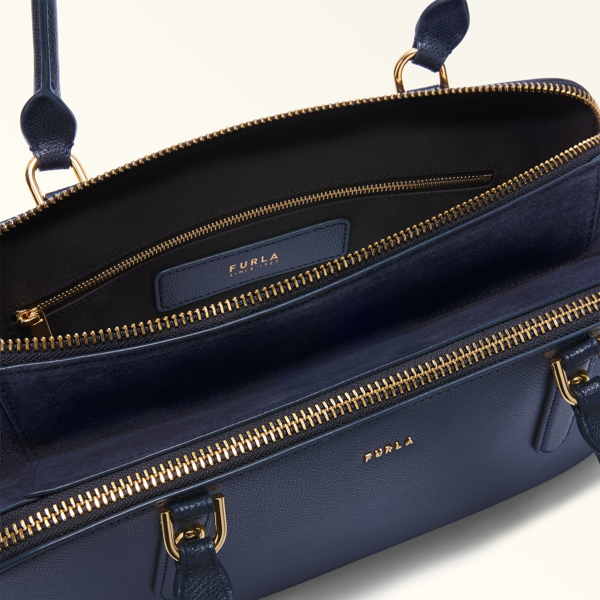 FURLA GIULIA M BOSTON LEATHER SHOULDER BAG, BLUE