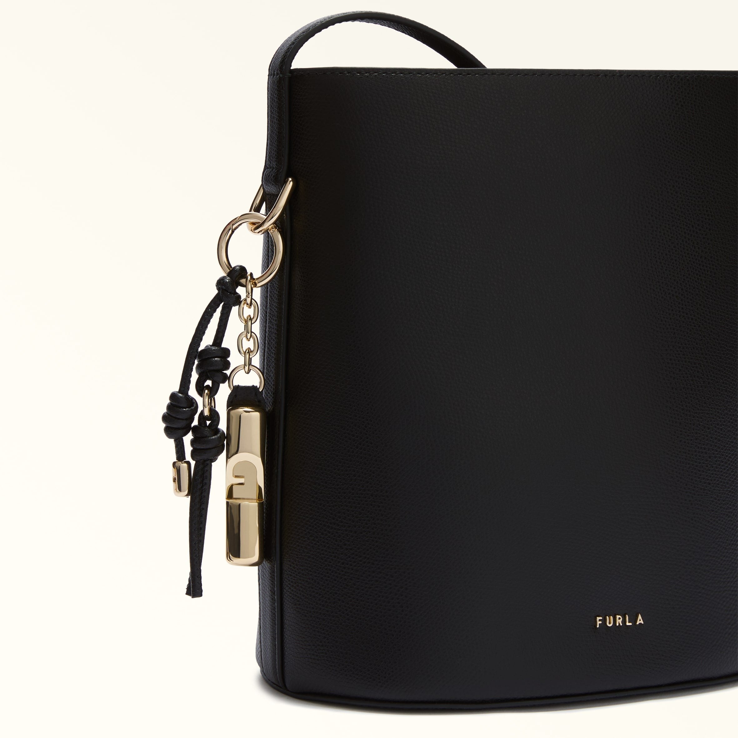 FURLA BORSA SECCHIELLO ROXIE S IN PELLE COLORE NERO