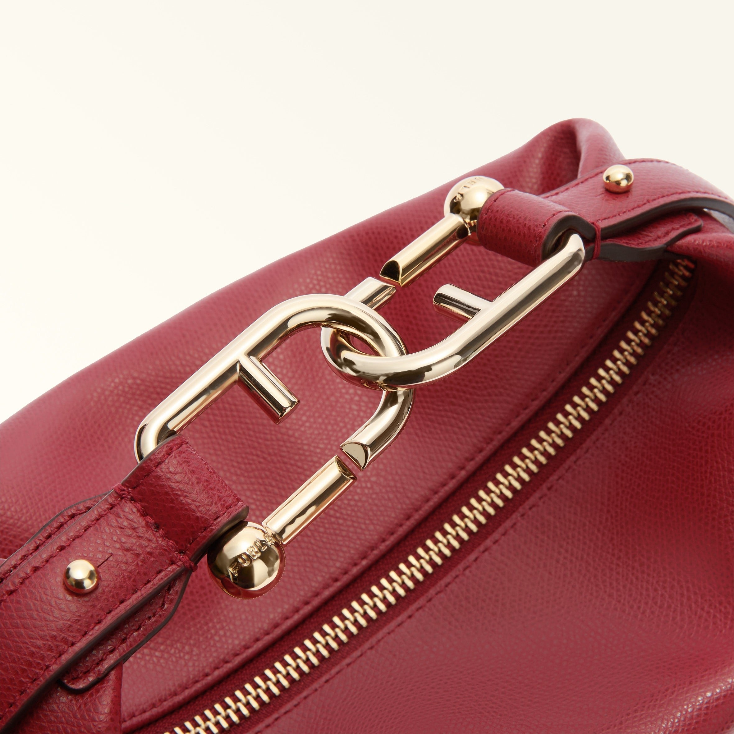 FURLA BORSA A SPALLA TONIE M HOBO IN PELLE COLORE CILIEGIA