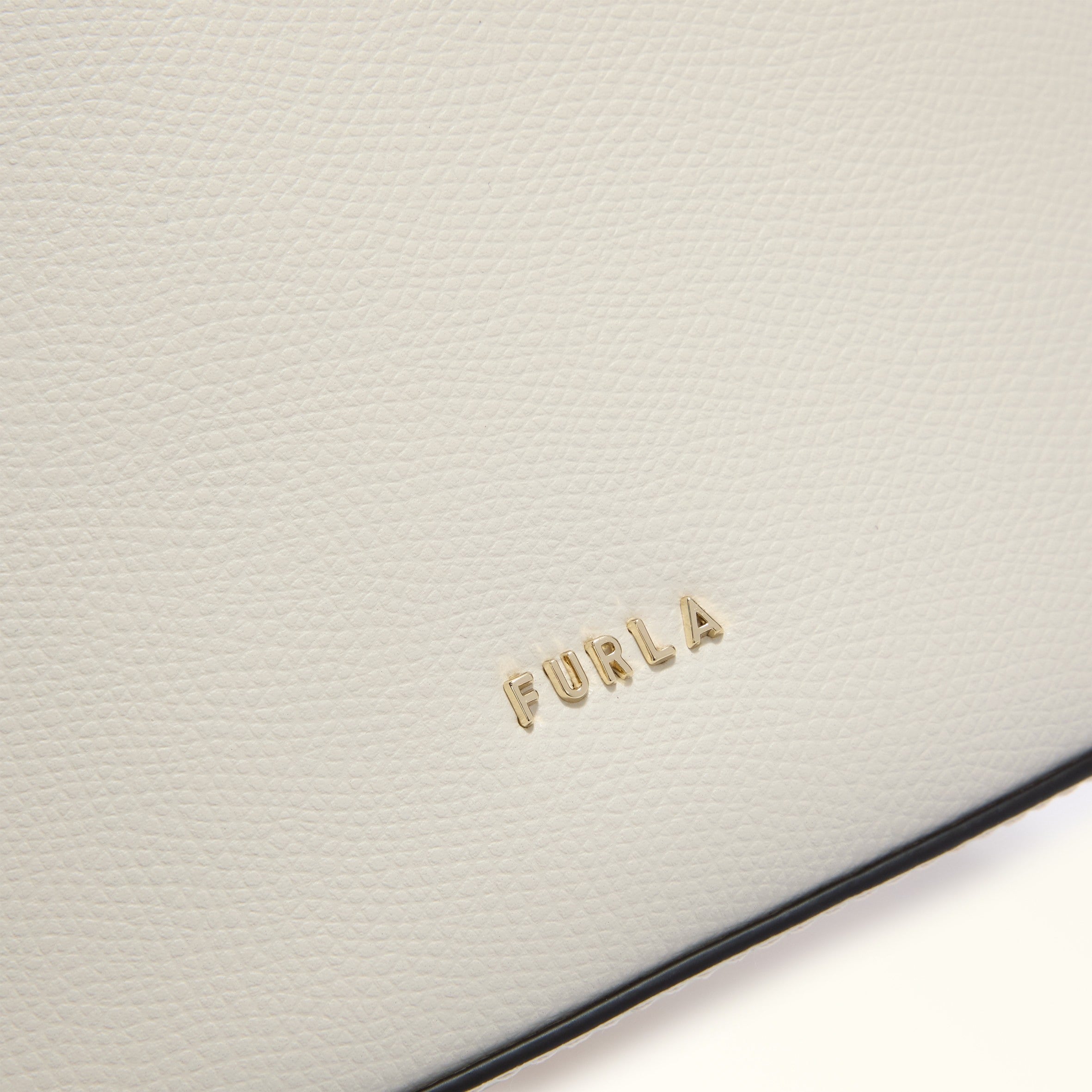 FURLA BORSA SECCHIELLO ROXIE S IN PELLE COLORE PANNA