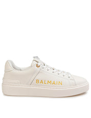 BALMAIN SNEAKERS B COURT IN PELLE BIANCA CON LOGO LATERALE DORATO