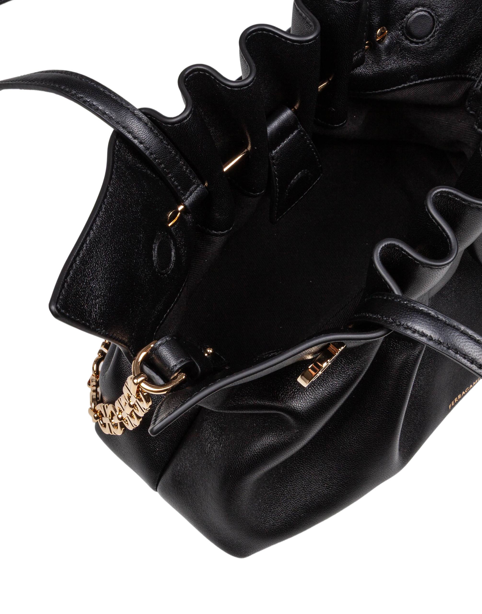 FERRAGAMO BORSA SOFT SH S IN PELLE COLORE NERO
