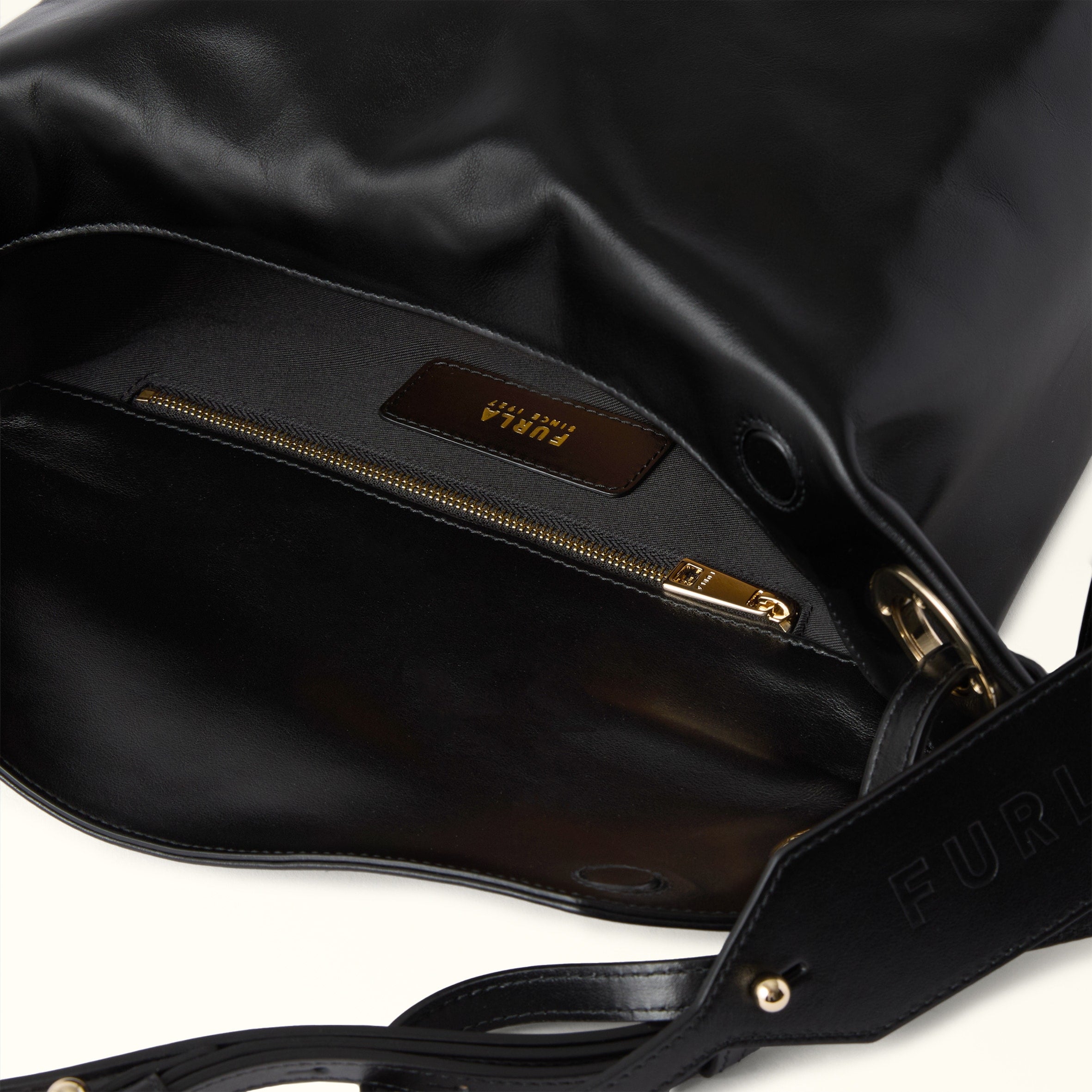 FURLA BORSA A SPALLA GINEVRA M IN PELLE NERA