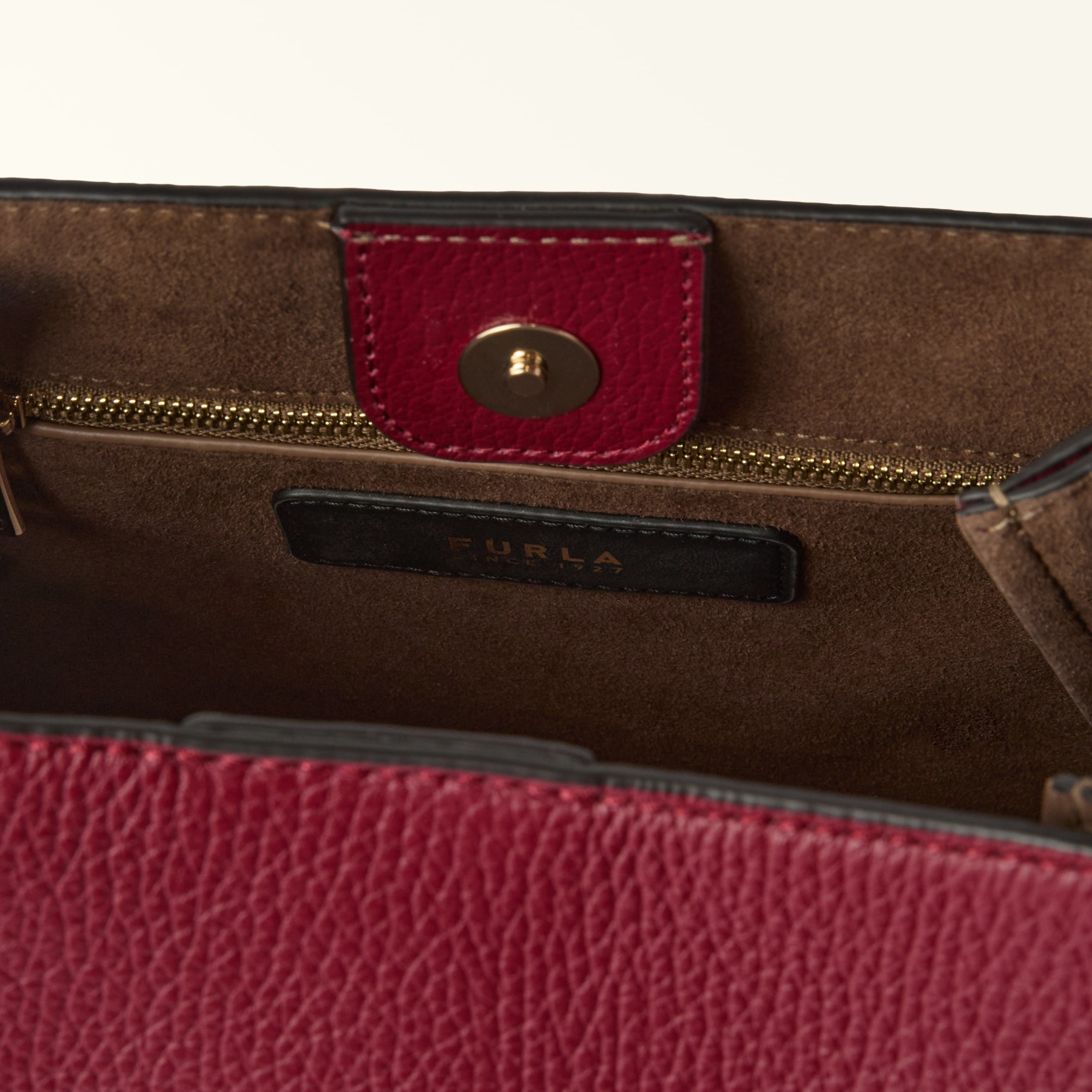 FURLA BORSA TOTE NUVOLA M IN PELLE COLORE CILIEGIA